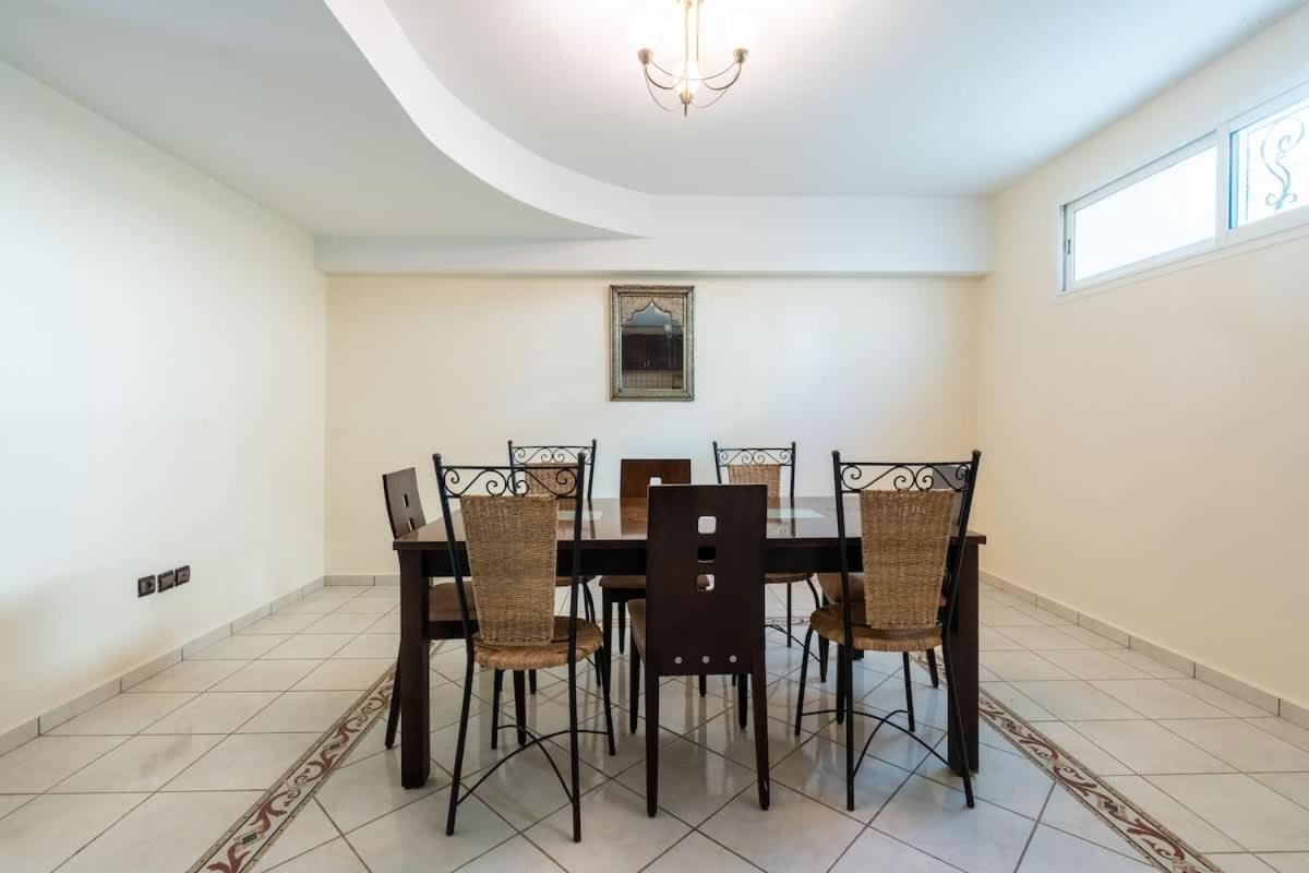 Сasa de vacaciones Maison Avec Piscine Proche